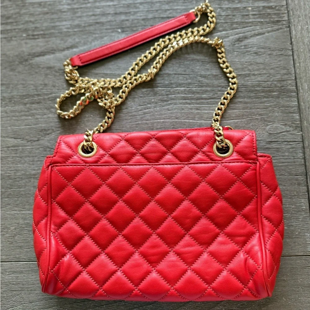 Michael Kors Vivianne Quilted Shoulder Crossbody Leather Purse Bag
